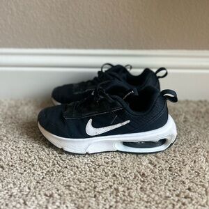 Nike Kids Black and White Air-cushion Sneakers